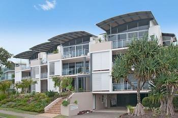 Aqua Promenade Beachfront Apartments Sunshine Coast Exterior photo