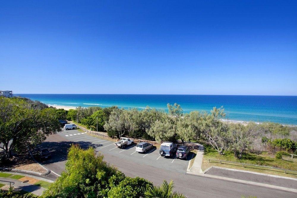 Aqua Promenade Beachfront Apartments Sunshine Coast Exterior photo